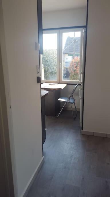 Studio 2 Lits Jumeaux 1 Station Tram Aeroport Orly Athis-Mons Exterior foto